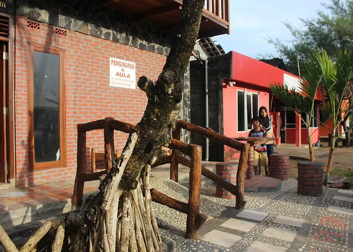 Kalpilon Indah Cottage